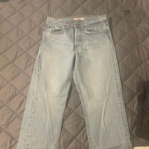 Levis wedgie straight ankle